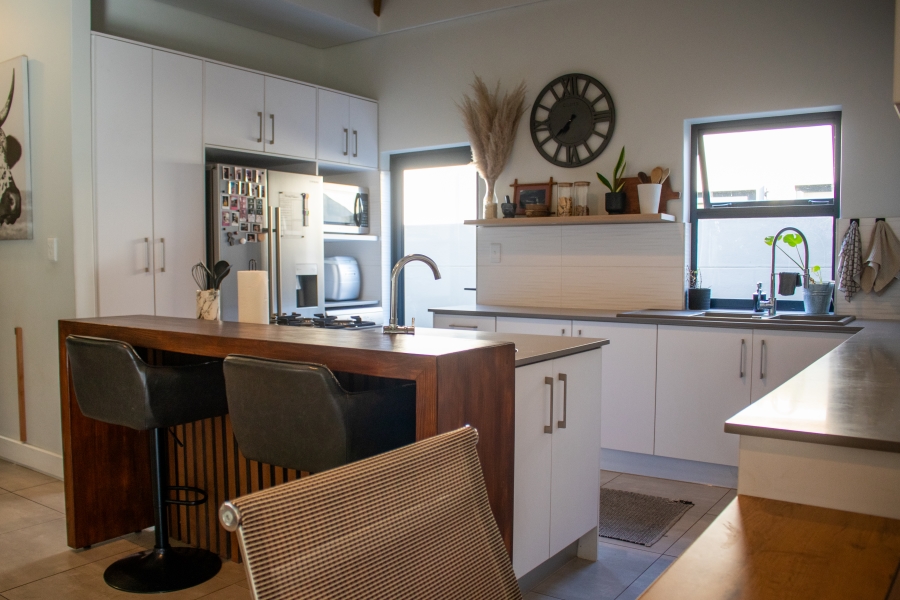 To Let 3 Bedroom Property for Rent in Aan de Wijnlanden Western Cape